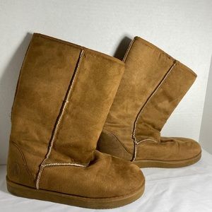 Airwalk Ugg style boots